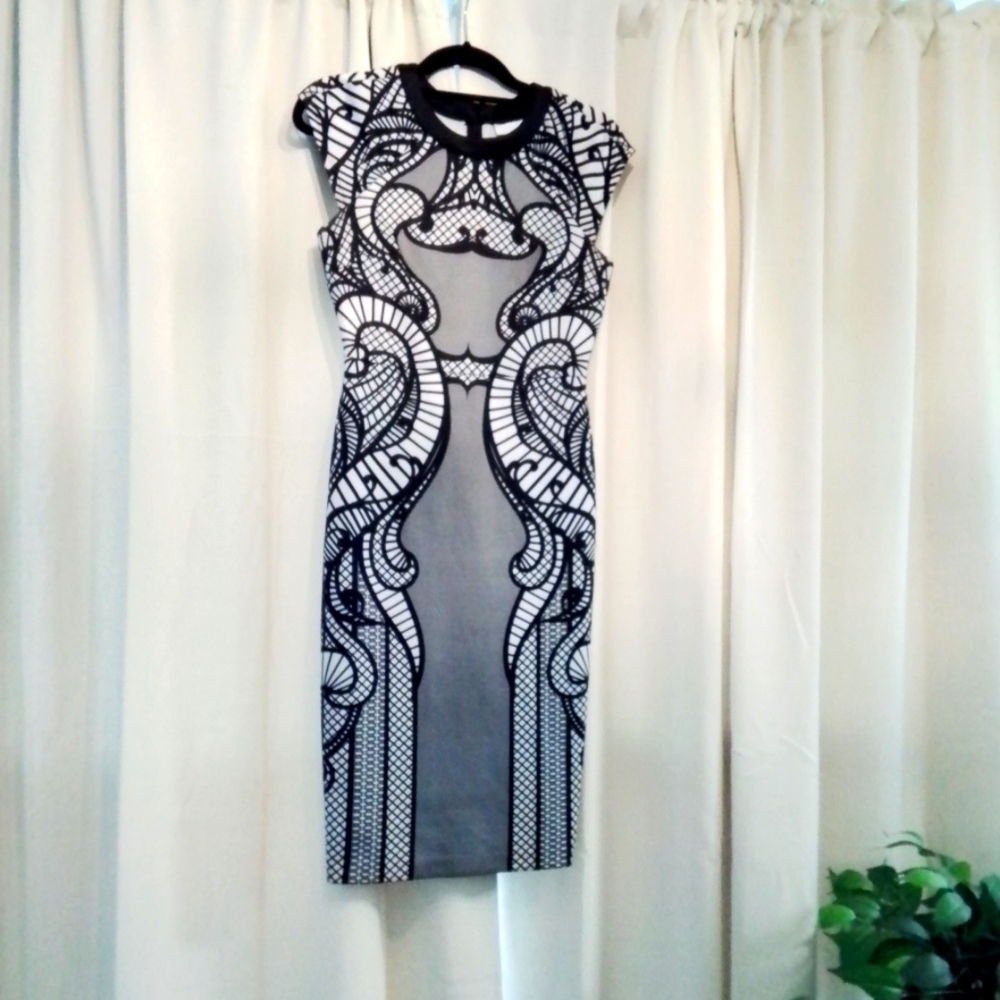 Women dress
